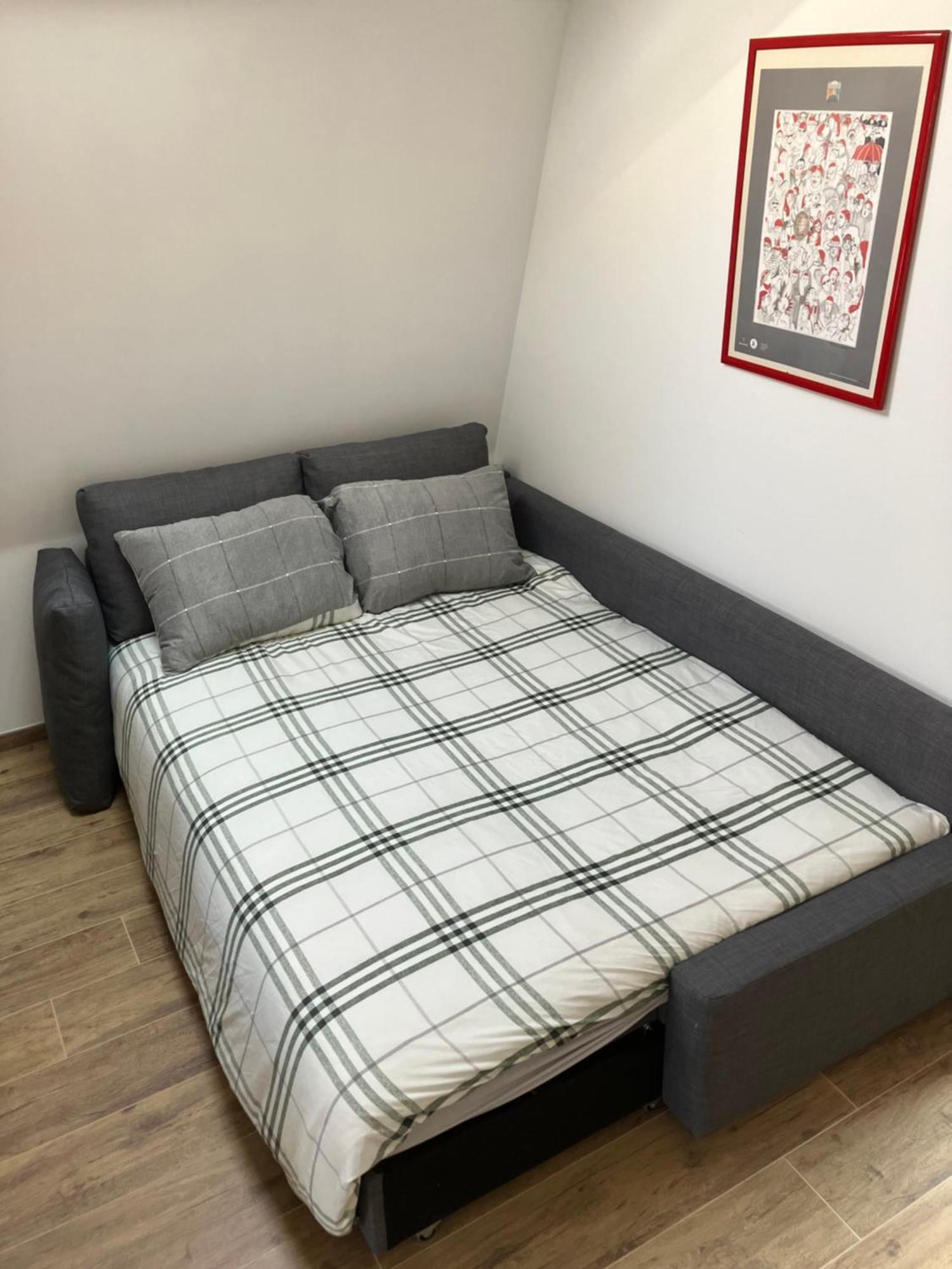 Freshly Renovated Cosy Apartment